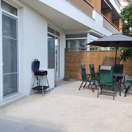 Las Brisas Garden Apartment Burgas Exteriör bild
