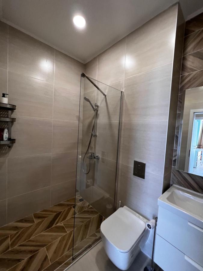 Las Brisas Garden Apartment Burgas Exteriör bild